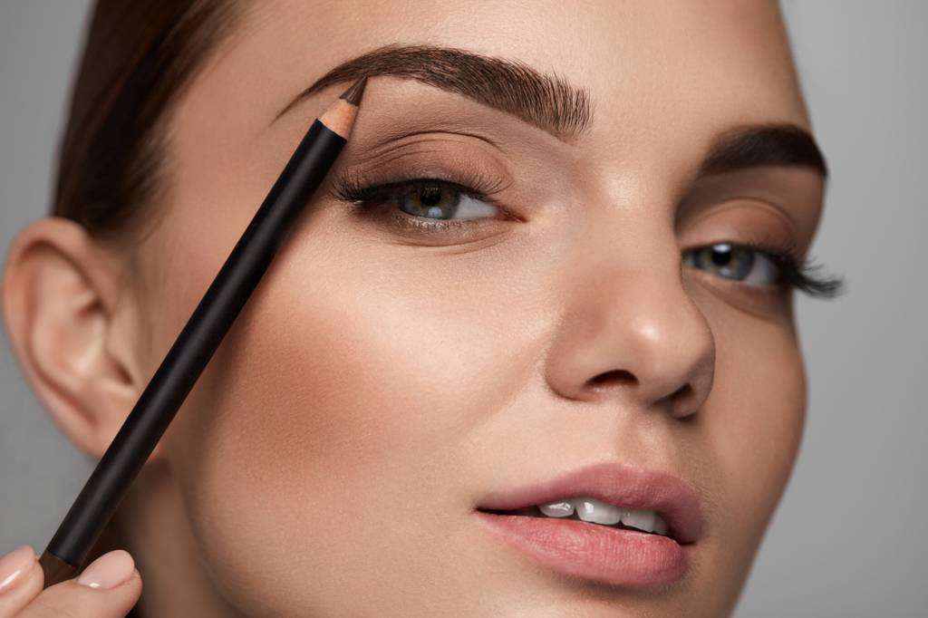 dessin sourcils regard