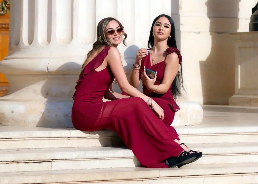 Les secrets du pret a porter femme luxe pour un style audacieux et raffine