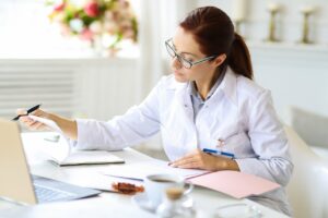 logiciel médico-social